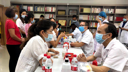 中醫(yī)義診走進石巖 健康服務(wù)暖人心，企業(yè)管理新啟示